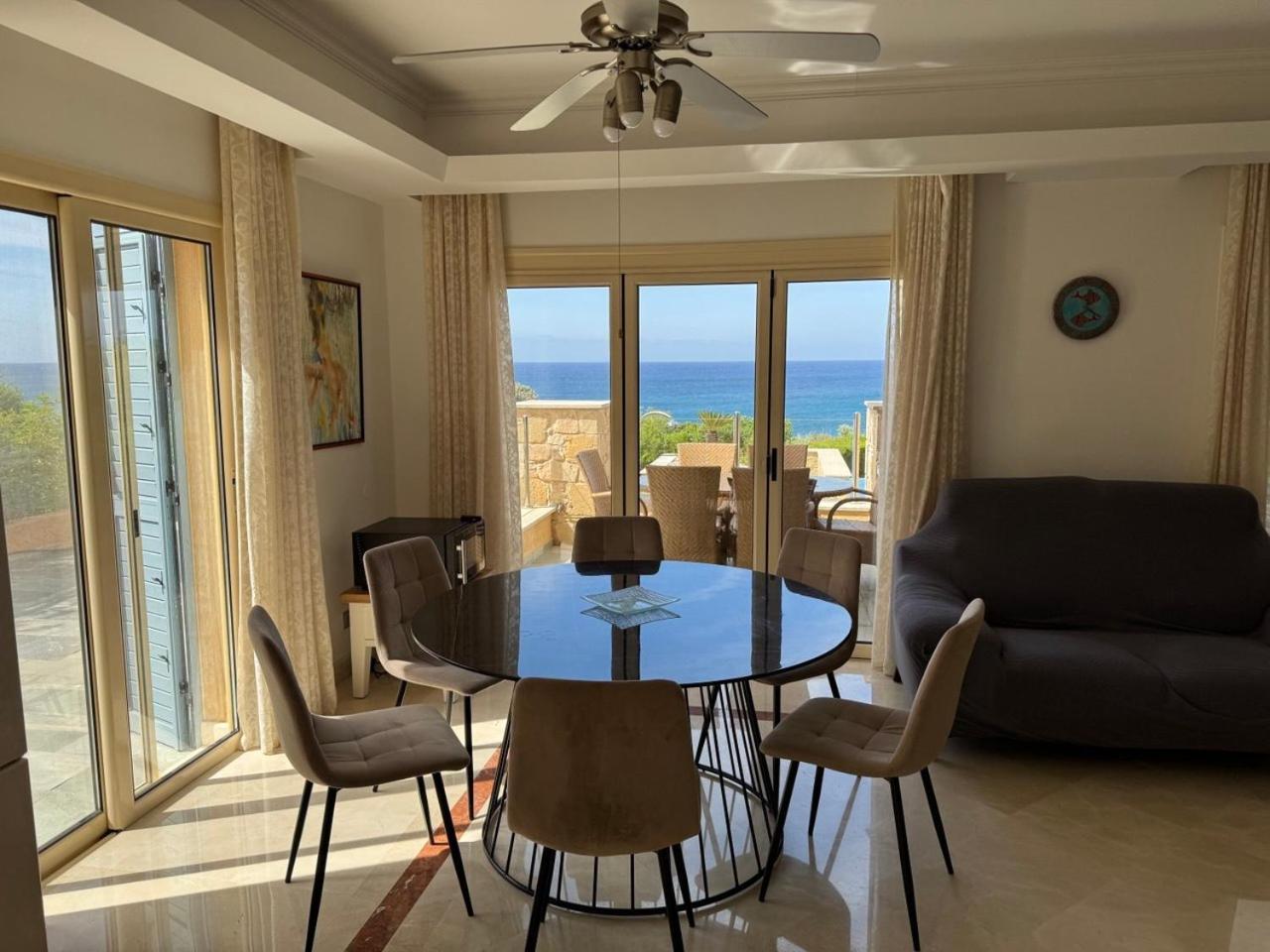 Beach Villa Olivia Neo Chorio Exterior photo